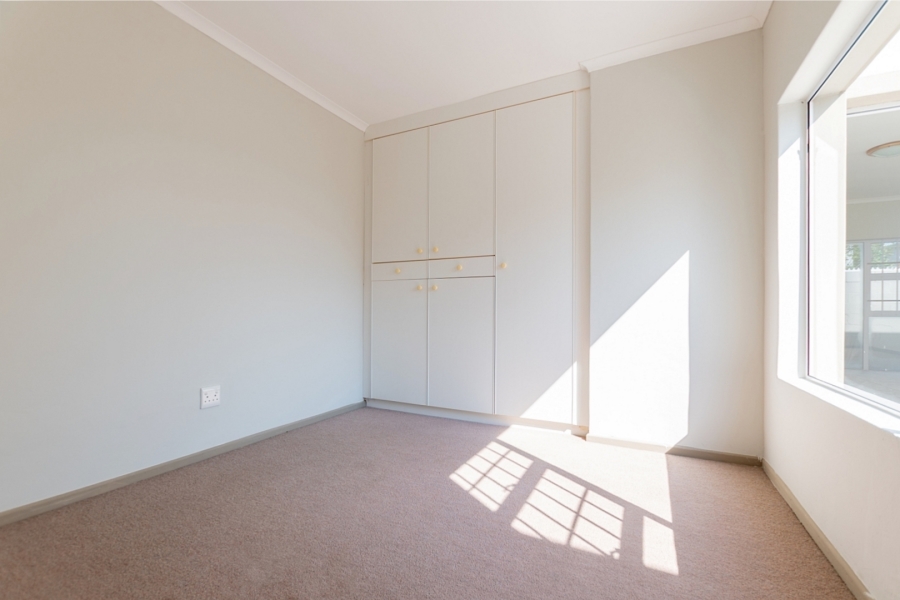 4 Bedroom Property for Sale in Middedorp Western Cape